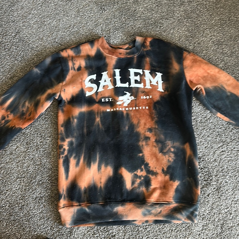 Salem sweater tie dye size small